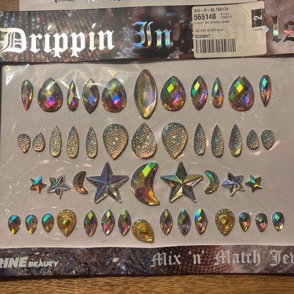 Gypsy Shrine Face Jewels Bundle - Picture 2 of 3